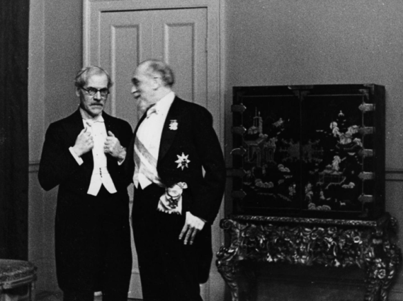 Governor of the bank of England Montagu Norman with Labour Prime Minister Ramsay Macdonald